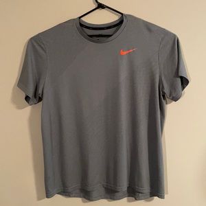 Men’s XXL Nike Dry Fit Shirt